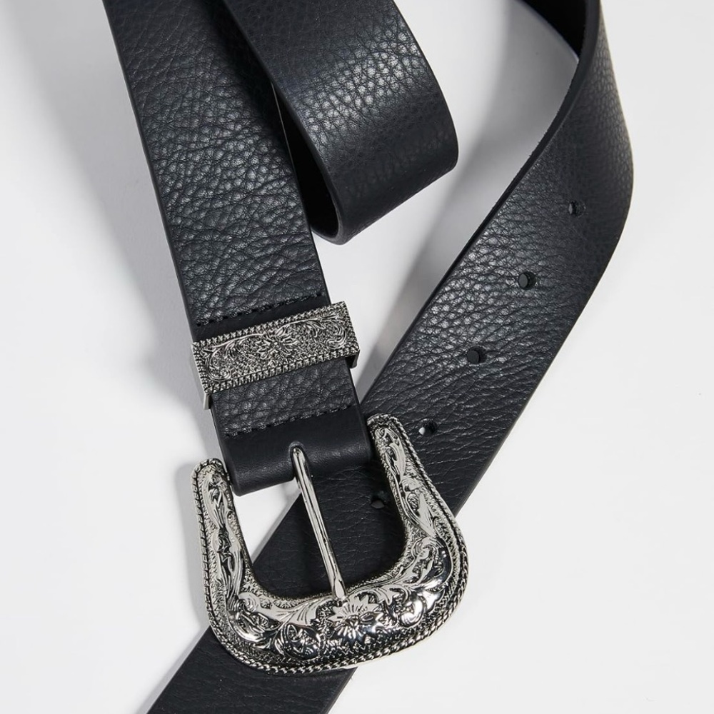 B low the belt frank belt NWOT